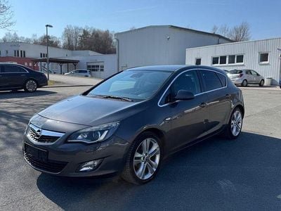 Gebraucht Opel Astra Cosmo 116 PS (85 kW) 2010 Grau Kleinwagen