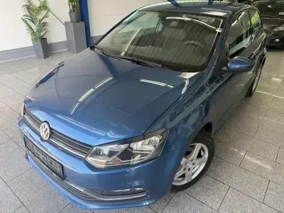 Gebraucht VW Polo 90 PS (66 kW) 2015 Blue silk Kleinwagen