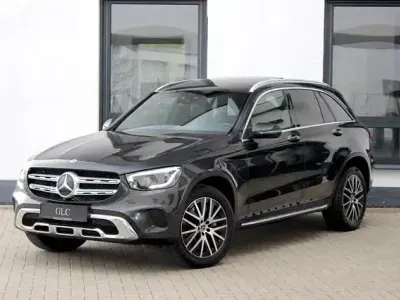 Używany Mercedes GLC300e Sport 306 KM (225 kW) 2020 Szary SUV