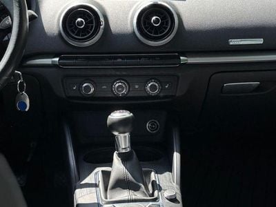 Gebraucht Audi A3 116 PS (85 kW) 2019 Schwarz Limousine