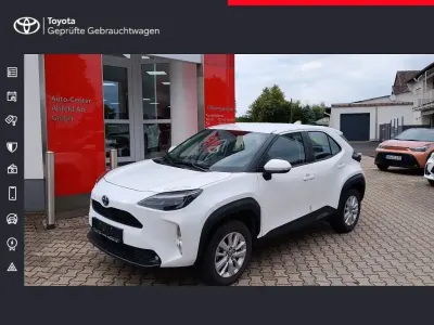 Gebraucht Toyota Yaris Cross Comfort 116 PS (85 kW) 2023 Weiß SUV