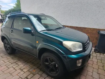 Gebraucht Toyota RAV4 150 PS (110 kW) 2001 Grün SUV