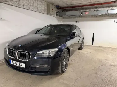 Gebraucht BMW 740 Performance 313 PS (230 kW) 2012 Schwarz Limousine