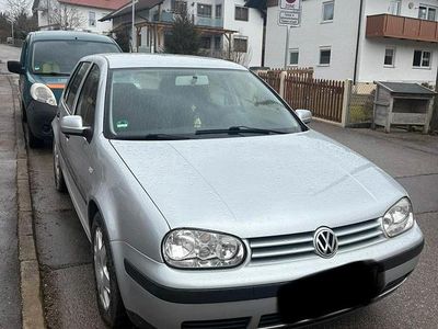 Gebraucht VW Golf IV 102 PS (75 kW) 2000 Silber Kleinwagen
