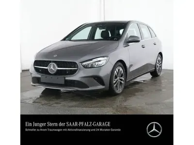 Gebraucht Mercedes B180 Progressive 136 PS (100 kW) 2025 Lack mountaingrau Van / Kleinbus