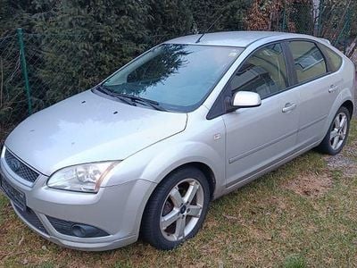 Grau Gebraucht 2007 Ford Focus Style Limousine | 1.500 € (Guter Preis)