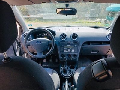 Second-hand Ford Fusion 90 CP (66 kW) 2007 Argintiu Hatchback