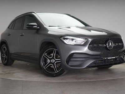 Grau Gebraucht 2021 Mercedes GLA200 AMG line SUV | 29.490 € (Fairer Preis)
