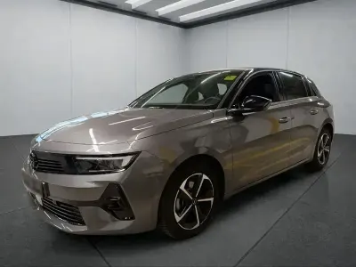 Gebraucht Opel Astra 131 PS (96 kW) 2025 Grau Kleinwagen