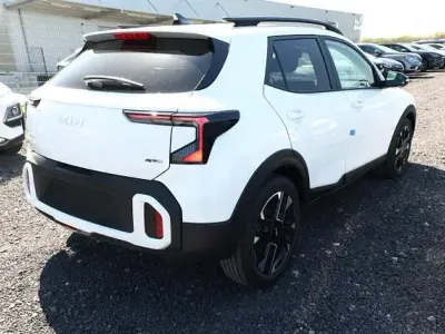 Nuova Kia Stonic GT-Line 114 CV (83 kW) 2026 Bianco SUV