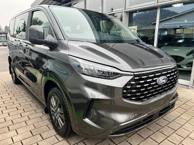Neu Ford Tourneo Custom Titanium 150 PS (110 kW) 2025 Grau Van