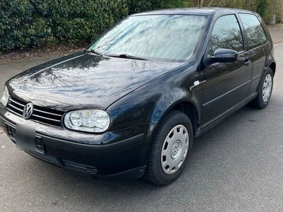 gebraucht VW Golf IV / 1.4i / TÜV 03/2025 / Lichtmaschine NEU