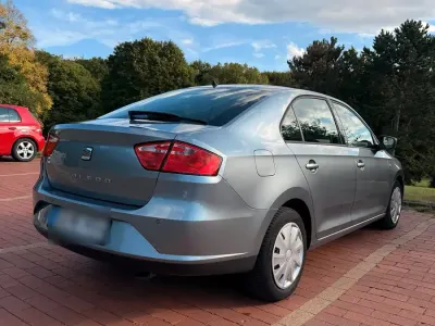 Gebraucht Seat Toledo 105 PS (77 kW) 2013 Grau Kleinwagen
