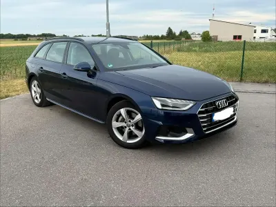 Gebraucht Audi A4 Advanced 190 PS (139 kW) 2020 Blau Kombi