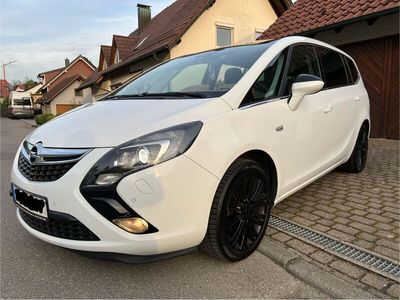 gebraucht Opel Zafira Innovation 1.6 Turbo*BiXenon*Pano*Navi*Leder