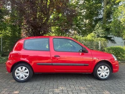 Gebraucht Renault Clio II Campus 58 PS (42 kW) 2009 Rot Limousine