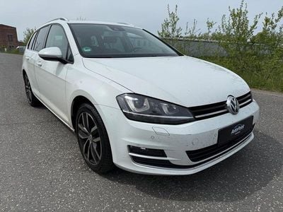 Gebraucht VW Golf VII Highline 150 PS (110 kW) 2015 Weiß Kombi