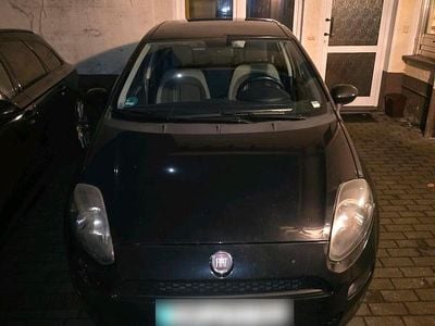 Gebraucht Fiat Punto 70 PS (51 kW) 2012 Schwarz Kleinwagen
