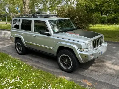 Gebraucht Jeep Commander 326 PS (239 kW) 2007 Silber SUV