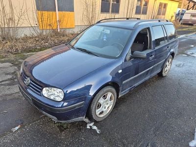 Blau Gebraucht 2001 VW Golf IV Kombi | 1.150 € (Guter Preis)