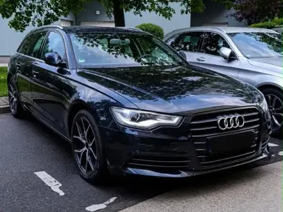 Gebraucht Audi A6 S-Line 204 PS (150 kW) 2012 Blau Kombi