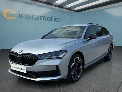 Gebraucht Skoda Superb 204 PS (150 kW) 2025 Silber Kombi
