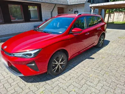 Gebraucht MG MG5 EV Luxury 114 kW (156 PS) 2022 Rot Kombi