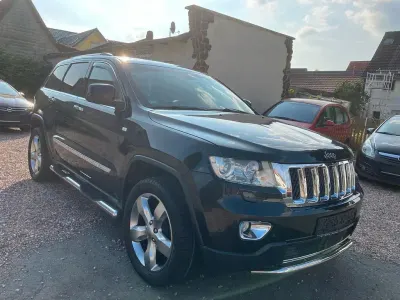 Gebraucht Jeep Grand Cherokee Overland 241 PS (177 kW) 2012 Schwarz SUV