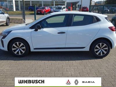 Gebraucht Mitsubishi Colt Basis 67 PS (49 kW) 2024 Weiß Limousine