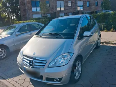 Gebraucht Mercedes A180 109 PS (80 kW) 2008 Silber Kleinwagen