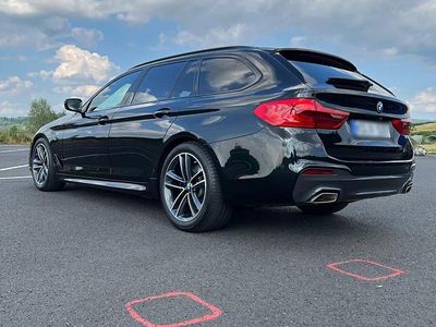 Gebraucht BMW 525 M Sport 231 PS (169 kW) 2017 Schwarz Kombi