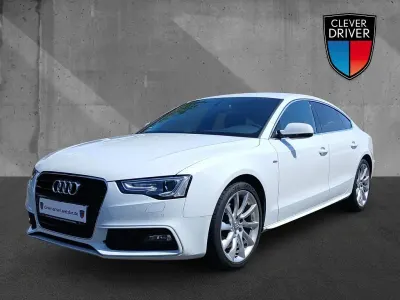 Gebraucht Audi A5 Sportback Design 177 PS (130 kW) 2016 Gletscherweiss metallic (metallic) Kleinwagen