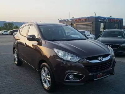 Gebraucht Hyundai ix35 Comfort 135 PS (99 kW) 2012 Braun SUV