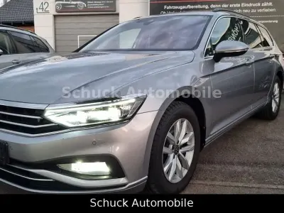 Gebraucht VW Passat Business 122 PS (89 kW) 2022 Silber Kombi