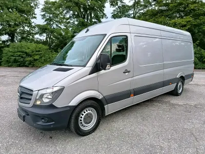 Gebraucht Mercedes Sprinter 143 PS (105 kW) 2018 Grau Van