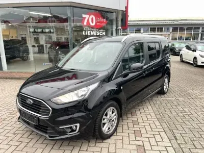 Gebraucht Ford Tourneo Connect Titanium S 120 PS (88 kW) 2020 Iridiumschwarz metallic Van / Kleinbus