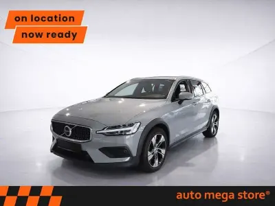 Occasion Volvo V60 CC Plus 197 ch (144 kW) 2023 Gris Break