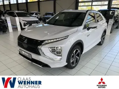 Gebraucht Mitsubishi Eclipse Cross Plus 188 PS (138 kW) 2022 Weiß SUV