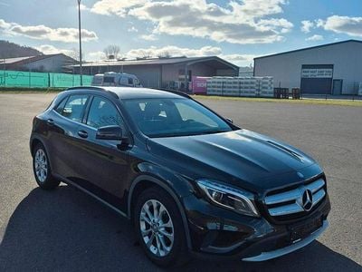 Gebraucht Mercedes GLA200 156 PS (114 kW) 2014 Schwarz SUV