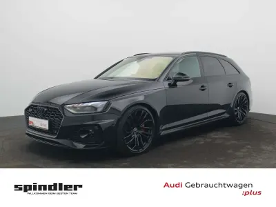 Gebraucht Audi RS4 Ambiente 450 PS (330 kW) 2023 Mythosschwarz metallic Kombi