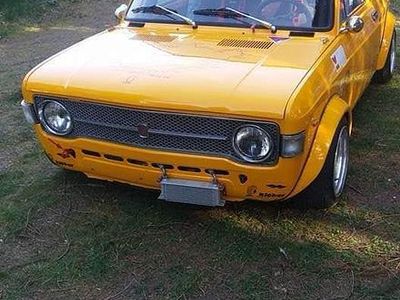 Gelb Gebraucht 1976 Fiat 128 Kleinwagen | 12.000 €