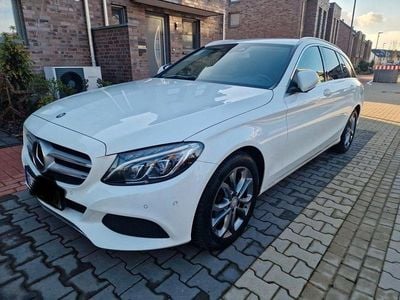 Weiß Gebraucht 2014 Mercedes C220 Limousine | 10.999 € (Superpreis)