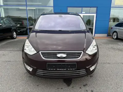 Używany Ford Galaxy Titanium 200 KM (147 kW) 2011 Purpurowy Minivan