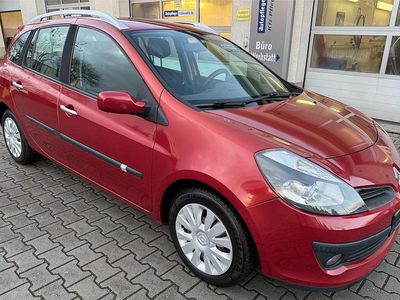 Gebraucht Renault Clio GrandTour Dynamique 100 PS (73 kW) 2008 Rot Kombi