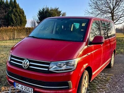 Rot Gebraucht 2017 VW Multivan Generation Six Van | 32.900 € (Fairer Preis)