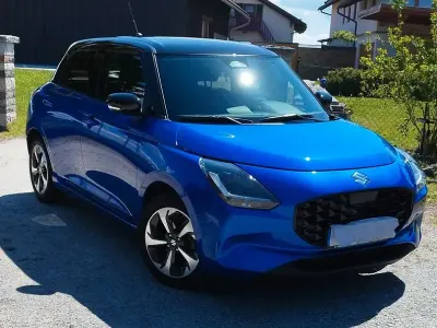 Gebraucht Suzuki Swift Comfort+ 83 PS (61 kW) 2024 Blau Kleinwagen