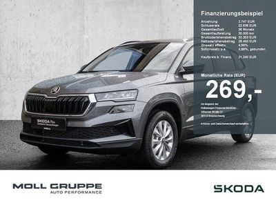 Graphite grau metallic Neu 2025 Skoda Karoq Selection SUV | 31.240 € (Superpreis)