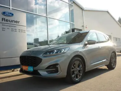 Gebraucht Ford Kuga ST-Line X 224 PS (164 kW) 2020 Solar silver (metallic) SUV