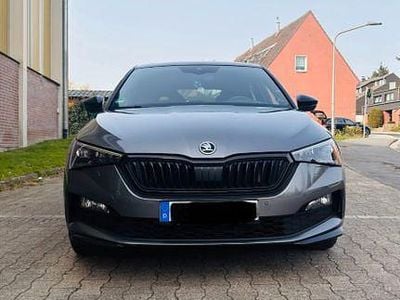 Gebraucht Skoda Scala Monte Carlo 150 PS (110 kW) 2022 Grau Kleinwagen