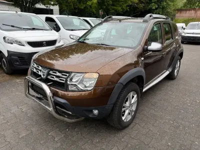 Gebraucht Dacia Duster Prestige 125 PS (91 kW) 2014 Braun SUV